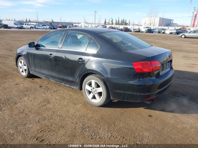 2013 Volkswagen Jetta Se მანქანა იყიდება აუქციონზე, vin: 3VWDX7AJ2DM399345, აუქციონის ნომერი: 12559574