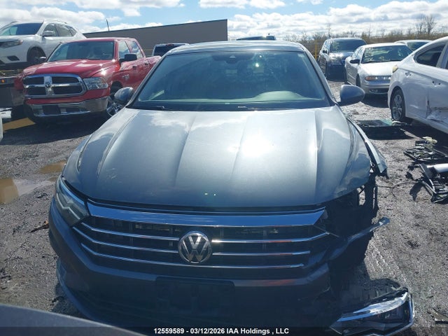 3VWE57BU8MM040777 Volkswagen Jetta Highline