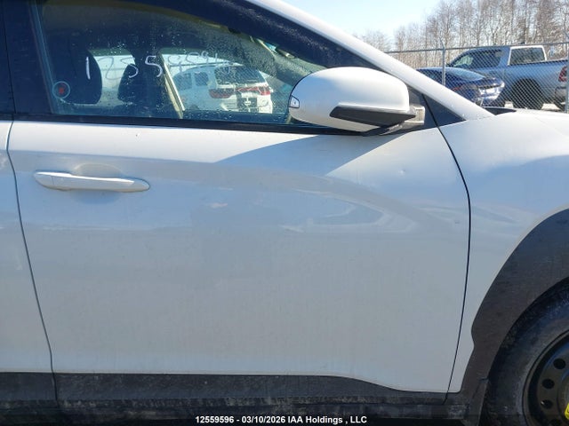 12559596 :رقم المزاد ، KM8K12AA5MU656875 vin ، 2021 Hyundai Kona Se مزاد بيع