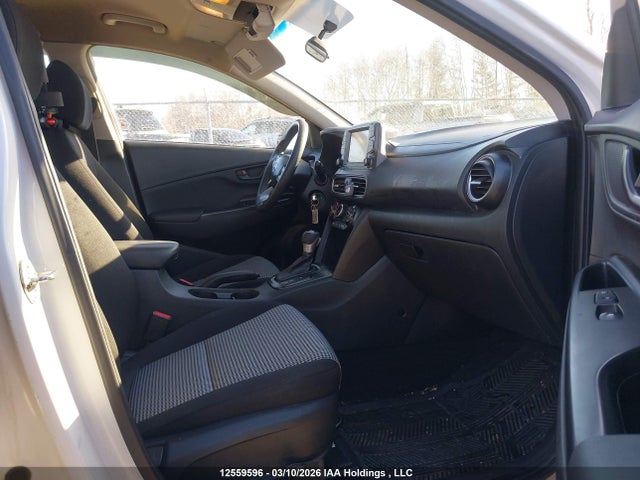 12559596 :رقم المزاد ، KM8K12AA5MU656875 vin ، 2021 Hyundai Kona Se مزاد بيع