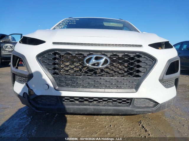 12559596 :رقم المزاد ، KM8K12AA5MU656875 vin ، 2021 Hyundai Kona Se مزاد بيع
