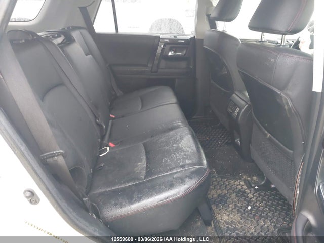 Toyota 4runner 2023 JTERU5JR0P6161117 Image 8