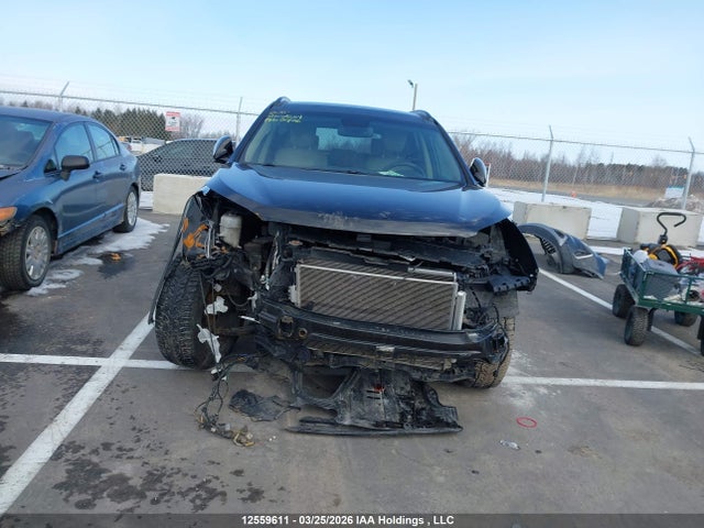KM8SNDHF2HU204017 Hyundai Santa Fe Se/limited