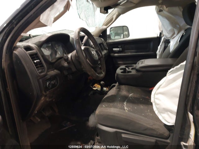 3C63R3CL1KG528291 RAM 3500 Tradesman