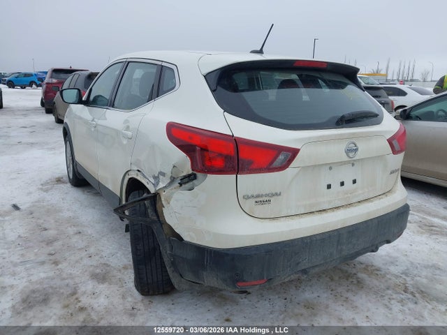 JN1BJ1CR6KW327060 Nissan Qashqai S/sl/sv