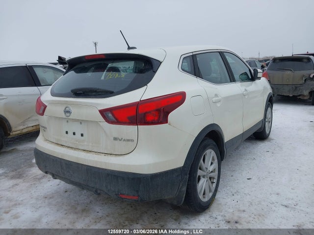 JN1BJ1CR6KW327060 Nissan Qashqai S/sl/sv