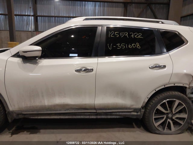 JN8AT2MV6JW351608 Nissan Rogue