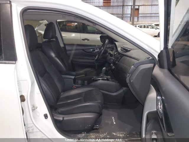 JN8AT2MV6JW351608 Nissan Rogue