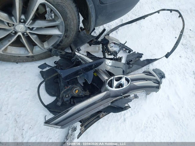 5NMZUDLA4JH054085 Hyundai SANTA FE SPORT