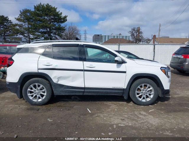 3GKALVEV1NL224762 GMC Terrain Slt