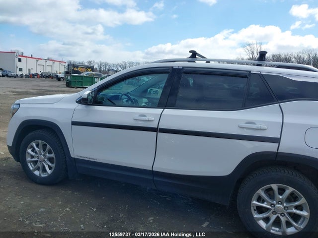3GKALVEV1NL224762 GMC Terrain Slt