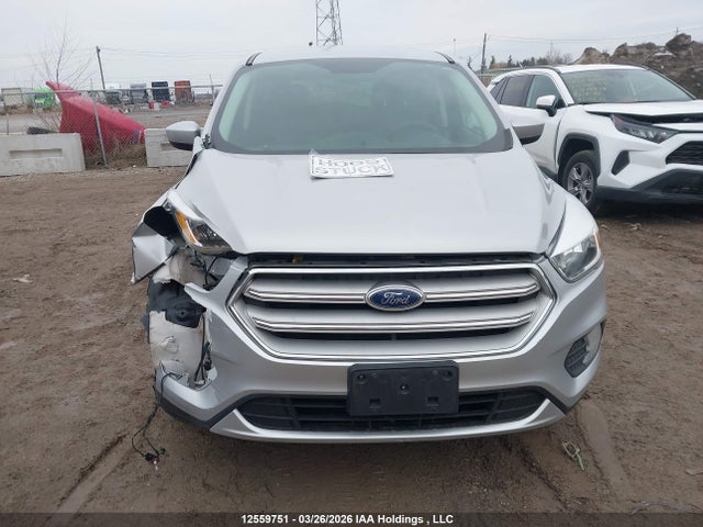 12559751 :رقم المزاد ، 1FMCU9GD6KUB15739 vin ، 2019 Ford Escape Se مزاد بيع