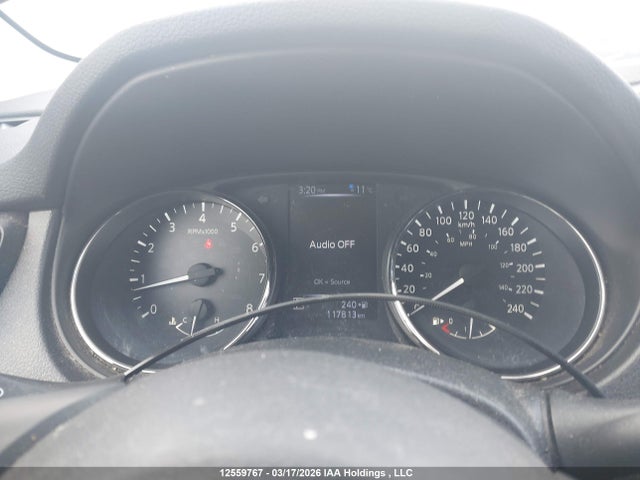 JN1BJ1CR3JW261470 Nissan Qashqai S/sl/sv