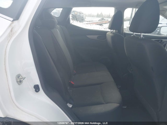 JN1BJ1CR3JW261470 Nissan Qashqai S/sl/sv