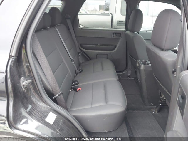 12559801 :رقم المزاد ، 1FMCU0D72BKB41888 vin ، 2011 Ford Escape Xlt Automatic مزاد بيع