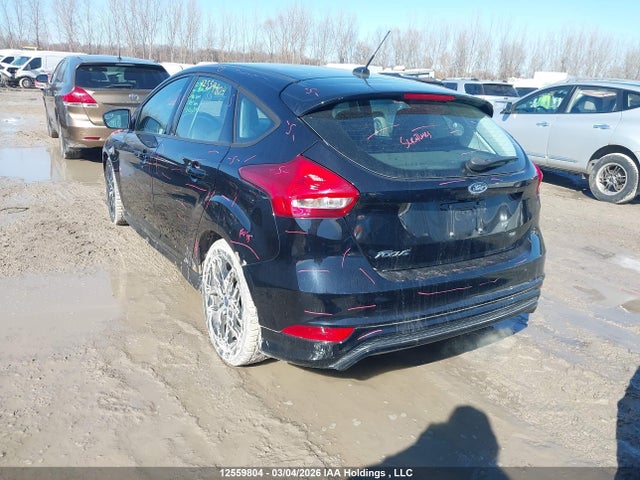 1FADP3K27JL318118 Ford FOCUS SE