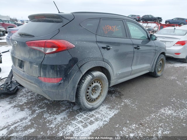 KM8J3CA42HU508999 Hyundai TUCSON SE