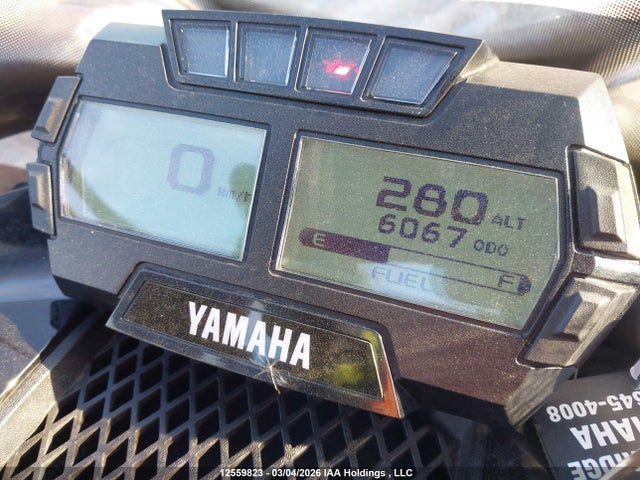 12559823 :رقم المزاد ، 4UF8MB200JT000279 vin ، 2018 Yamaha Side Winder مزاد بيع