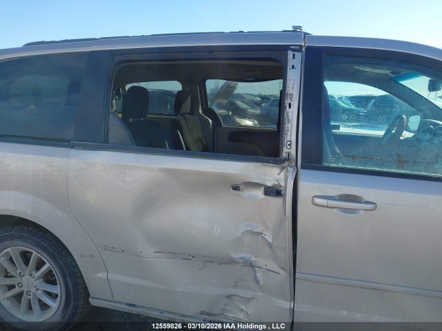 2C4RDGBG3FR555313 Dodge Grand Caravan Se