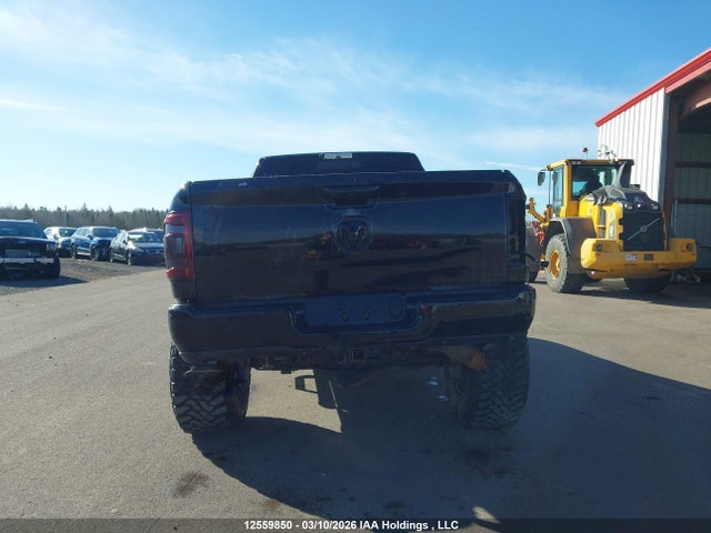 3C6UR5DL1KG577327 RAM 2500 Big Horn