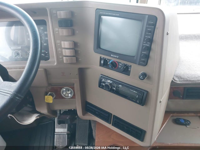 Aukcja sprzedaży 1997 Freightliner Chassis X Line Motor Home, vin: 4UZ6XJBC3VC795145, numer aukcji: 12559854
