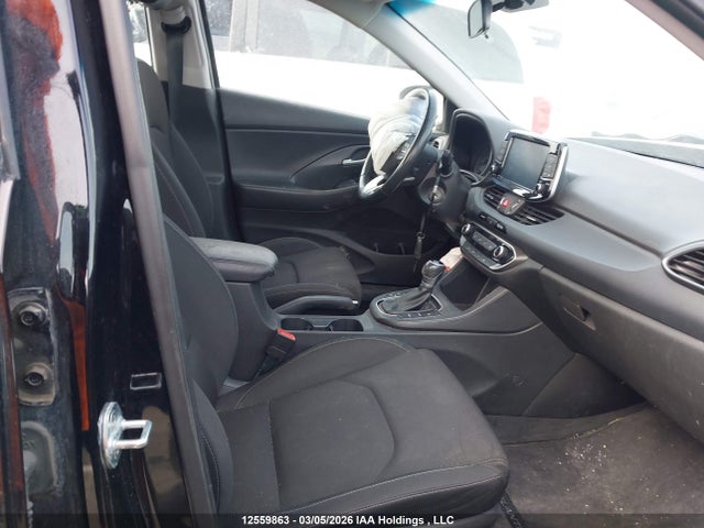 KMHH35LE7JU061074 Hyundai Elantra Gt Gl