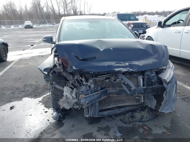 KMHH35LE7JU061074 Hyundai Elantra Gt Gl