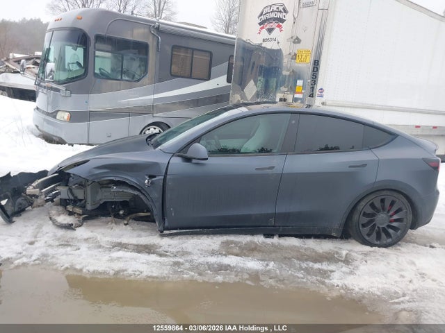5YJYGDEF0LF034612 Tesla Model Y Long Range/performance