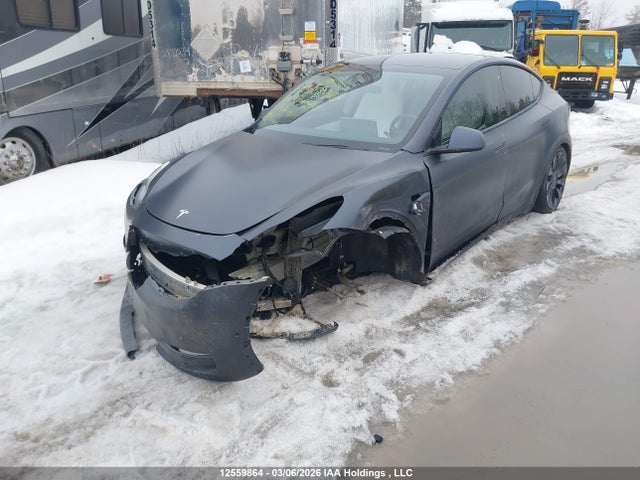 5YJYGDEF0LF034612 Tesla Model Y Long Range/performance