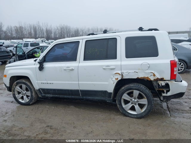 2011 Jeep Patriot Limited მანქანა იყიდება აუქციონზე, vin: 1J4NT4GBXBD208677, აუქციონის ნომერი: 12559878