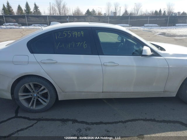 WBA8E5G51HNU22776 BMW 320i Xdrive