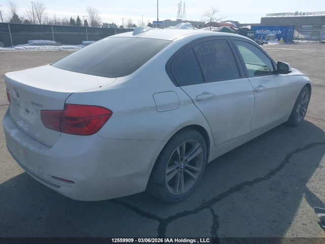 WBA8E5G51HNU22776 BMW 320i Xdrive