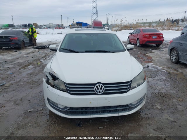 Продажа на аукционе авто 2013 Volkswagen Passat 2.5l Highline, vin: 1VWCH7A35DC117047, номер лота: 12559942