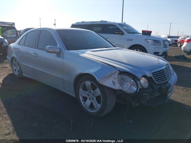 2004 Mercedes-benz E 500 4matic მანქანა იყიდება აუქციონზე, vin: WDBUF83J14X118427, აუქციონის ნომერი: 12559976