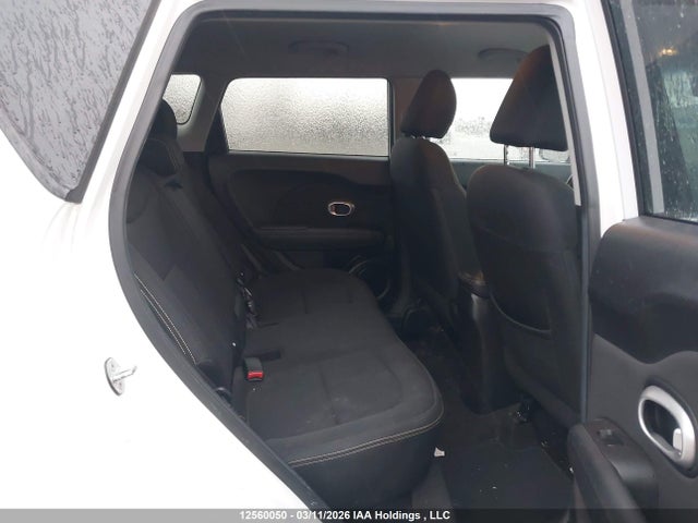 12560050 :رقم المزاد ، KNDJP3A57E7063803 vin ، 2014 Kia Soul مزاد بيع