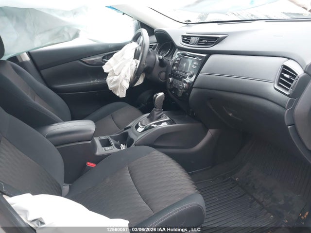 5N1AT2MV8HC821107 Nissan Rogue Sv/sl