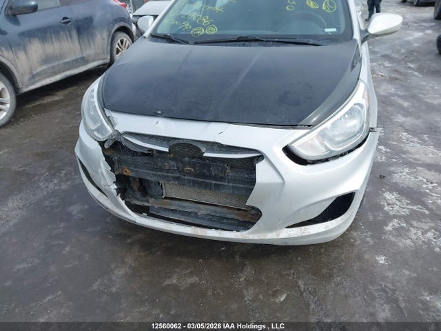 2015 Hyundai Accent Gs მანქანა იყიდება აუქციონზე, vin: KMHCT5AE3FU211086, აუქციონის ნომერი: 12560062