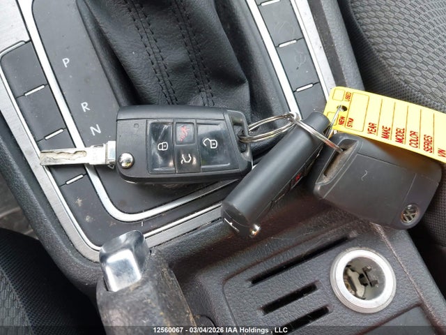 3VW217AU6FM033815 Volkswagen Golf