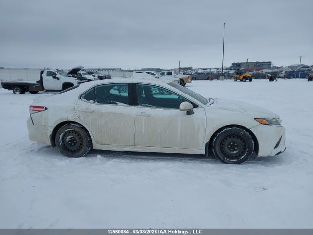 12560084 :رقم المزاد ، 4T1G11BK0LU006082 vin ، 2020 Toyota Camry Se/se Night Shade مزاد بيع