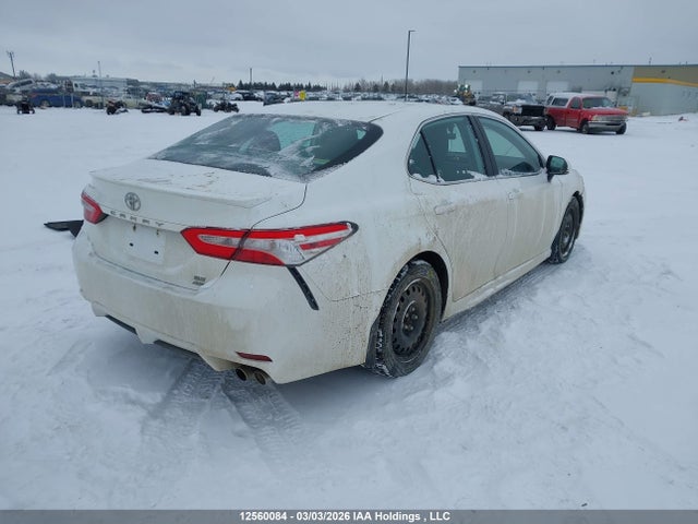 12560084 :رقم المزاد ، 4T1G11BK0LU006082 vin ، 2020 Toyota Camry Se/se Night Shade مزاد بيع