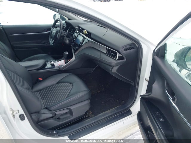 12560084 :رقم المزاد ، 4T1G11BK0LU006082 vin ، 2020 Toyota Camry Se/se Night Shade مزاد بيع
