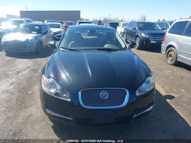 12560108 :رقم المزاد ، SAJXA0FA1AHR73338 vin ، 2010 Jaguar Xf Luxury مزاد بيع