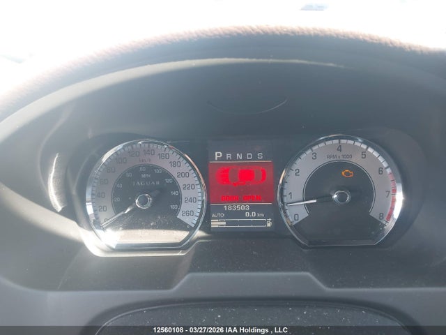 12560108 :رقم المزاد ، SAJXA0FA1AHR73338 vin ، 2010 Jaguar Xf Luxury مزاد بيع