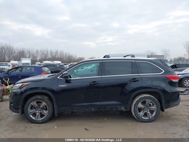 2018 Toyota Highlander Hybrid Hybrid მანქანა იყიდება აუქციონზე, vin: 5TDDGRFH2JS044899, აუქციონის ნომერი: 12560118