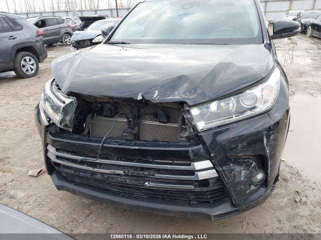2018 Toyota Highlander Hybrid Hybrid მანქანა იყიდება აუქციონზე, vin: 5TDDGRFH2JS044899, აუქციონის ნომერი: 12560118