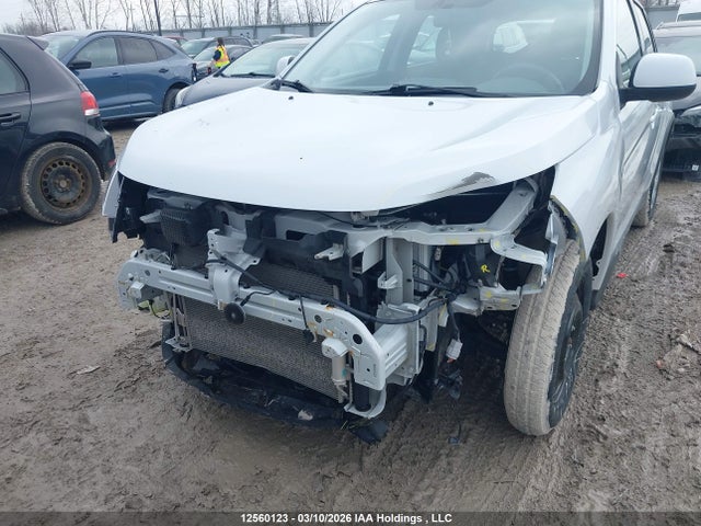 JA4AJUAU9PU605514 Mitsubishi RVR ES