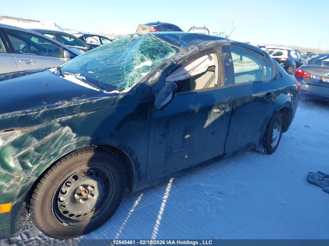 1G1PL5SH9E7174307 Chevrolet Cruze 2ls