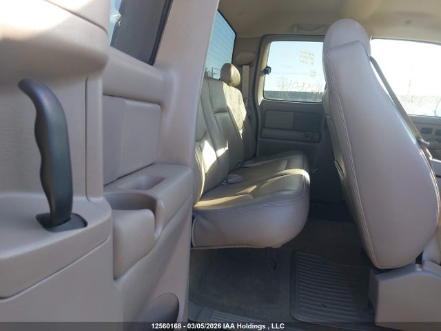 Продаж на аукціоні авто 2004 Chevrolet Silverado 2500hd Ls/lt, vin: 1GCHC29G24E159486, номер лоту: 12560168