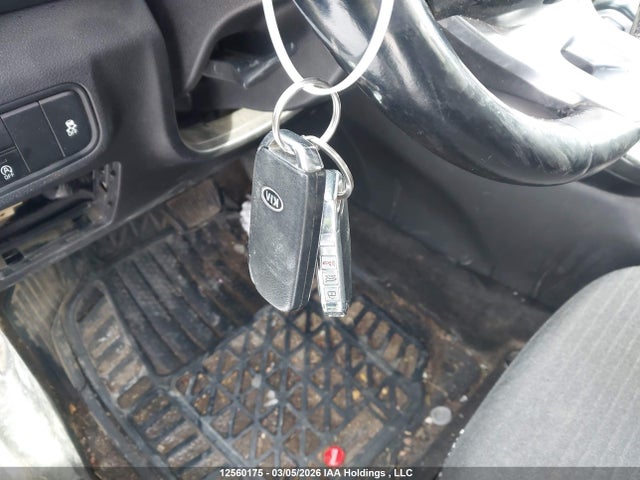12560175 :رقم المزاد ، KNDJ33AU2L7014363 vin ، 2020 Kia Soul Ex مزاد بيع