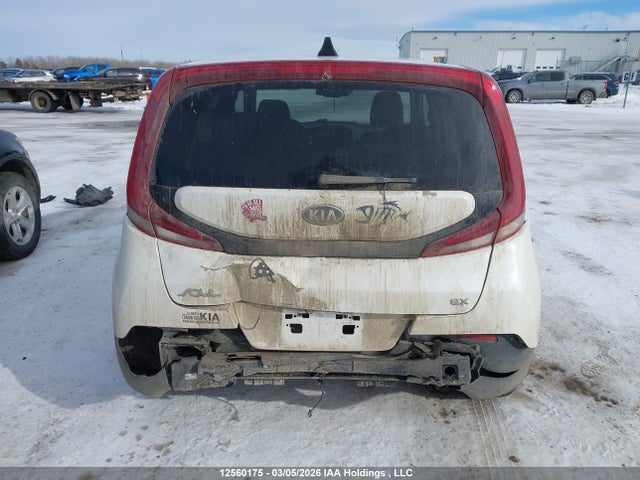 12560175 :رقم المزاد ، KNDJ33AU2L7014363 vin ، 2020 Kia Soul Ex مزاد بيع